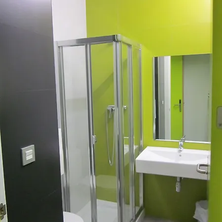 Uba Hostel San Sebastián