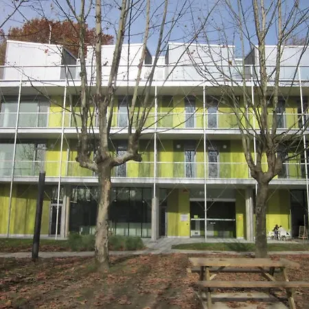 Albergue Uba