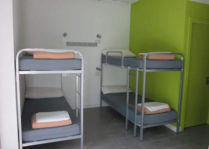 Uba Vandrerhjem San Sebastián