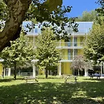Uba Hostel